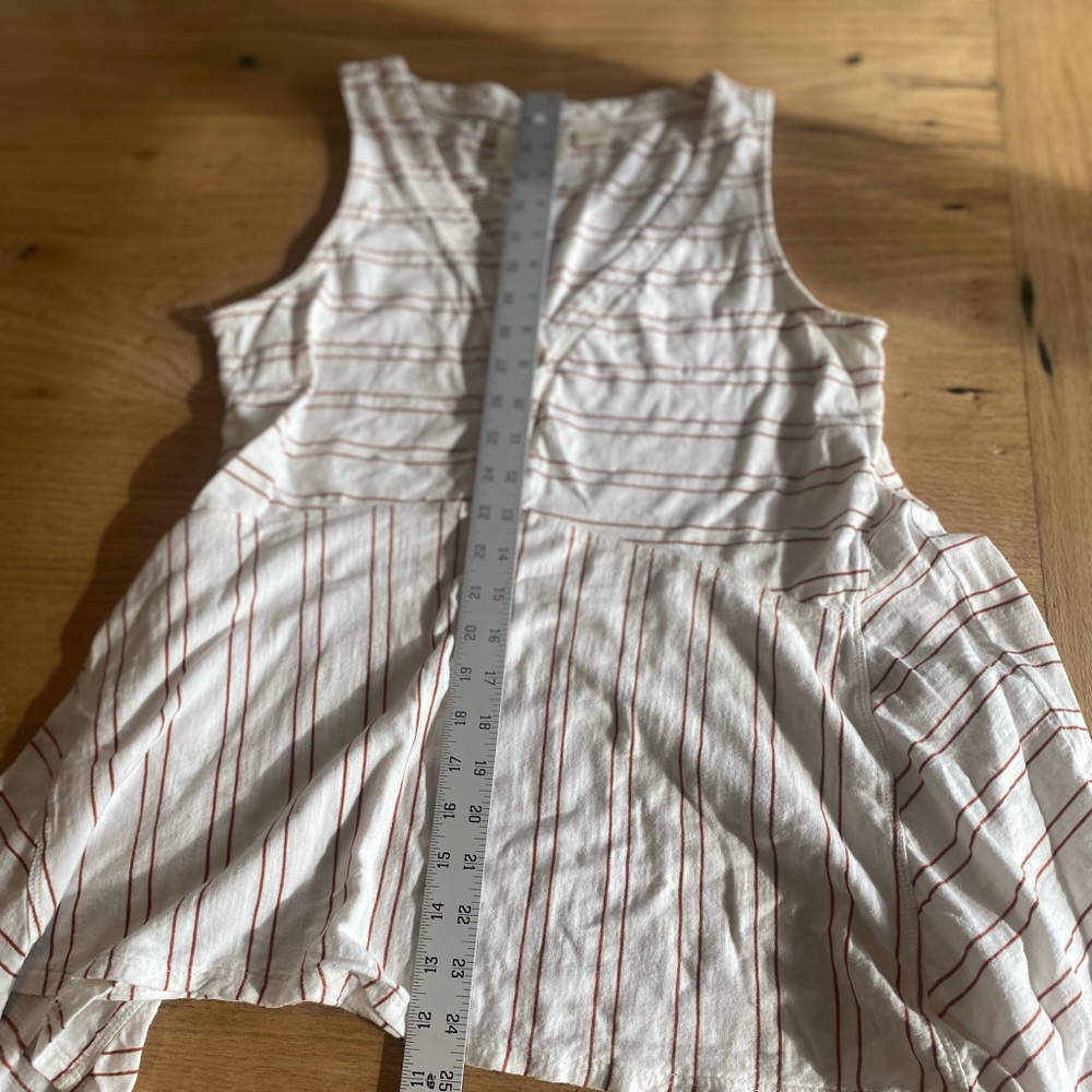 Maeve Anthropologie Sleeveless Striped Asymmetrical Hem Cream Burgundy Women’s S - Picture 3 of 6
